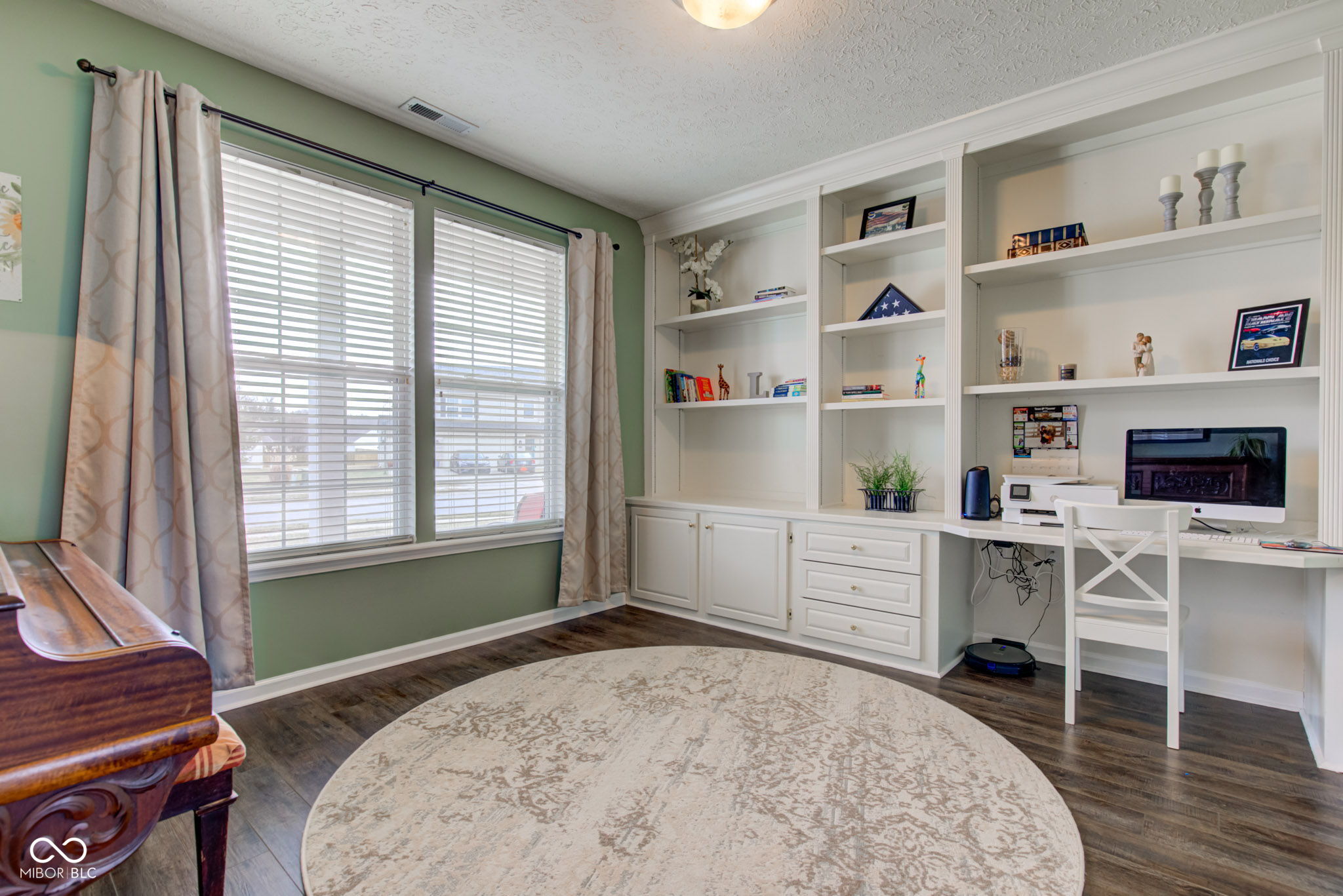 8218 Elsen Ridge Avon, IN 46123 - Photo 14 of 65 Gallery Image 14