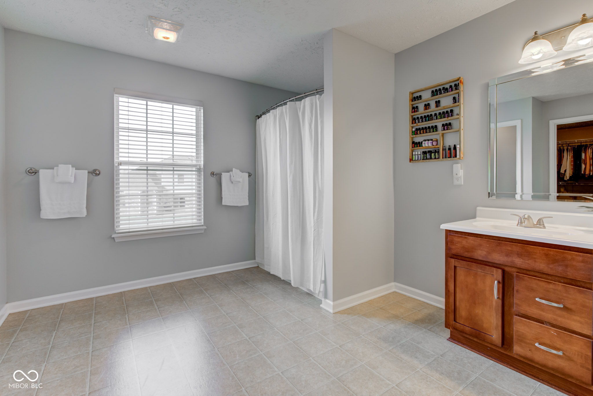 8218 Elsen Ridge Avon, IN 46123 - Photo 49 of 65 Gallery Image 49