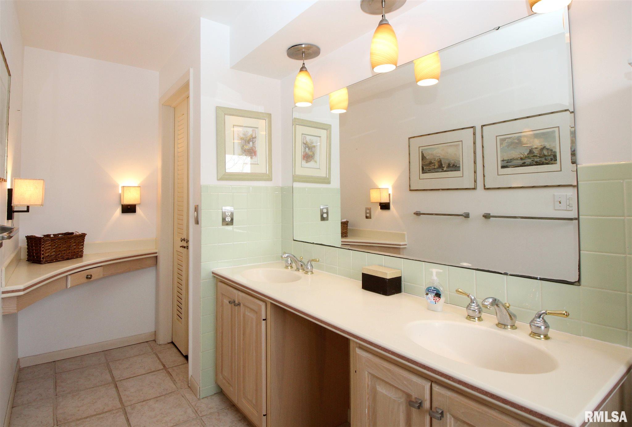 9021 North Picture Ridge Road Peoria, IL 61615 - Photo 21 of 42 Gallery Image 21
