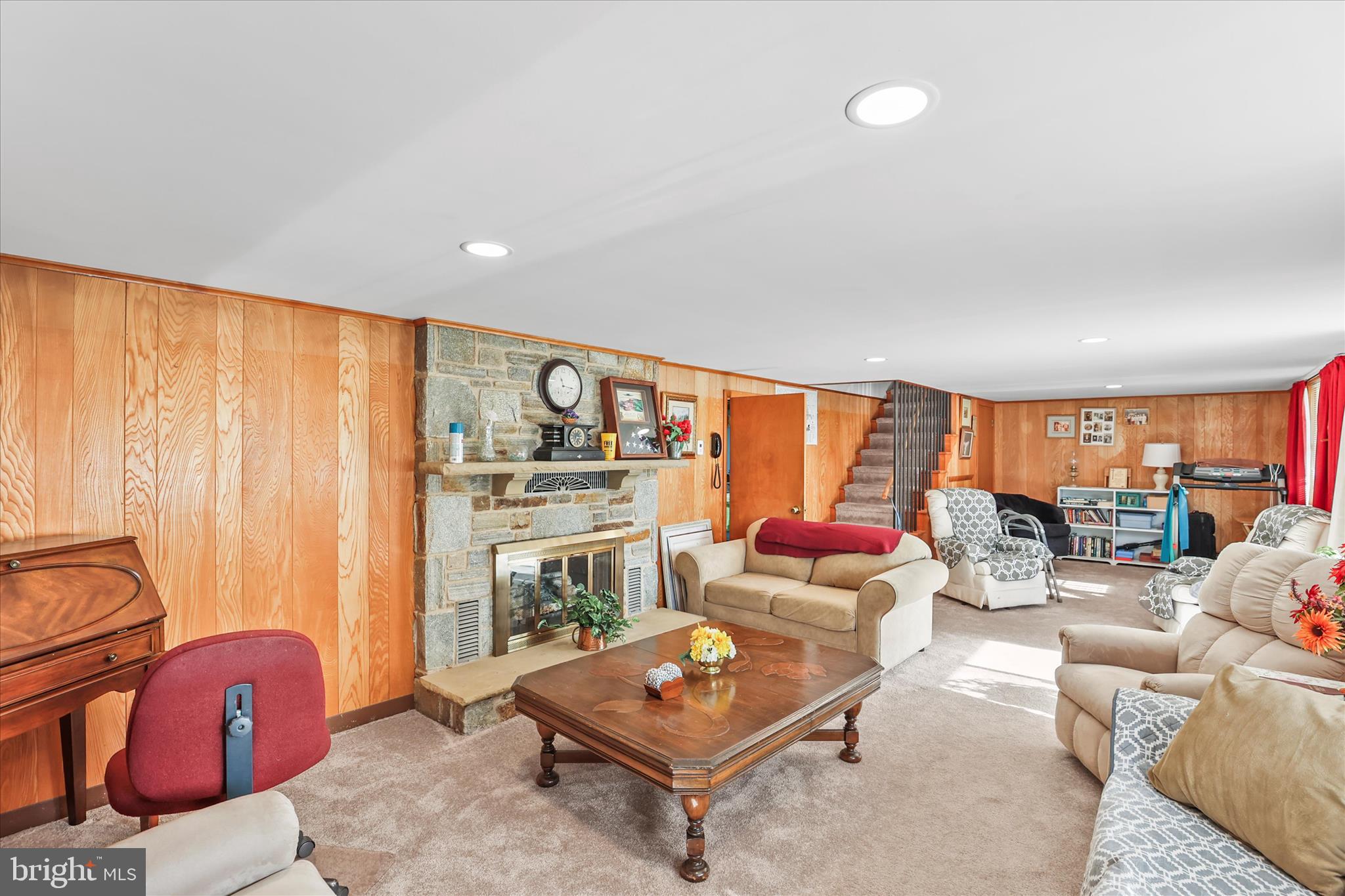 4050 Grandview Road Hanover, PA 17331 - Photo 26 of 47 a living room with furniture a rug and a large window