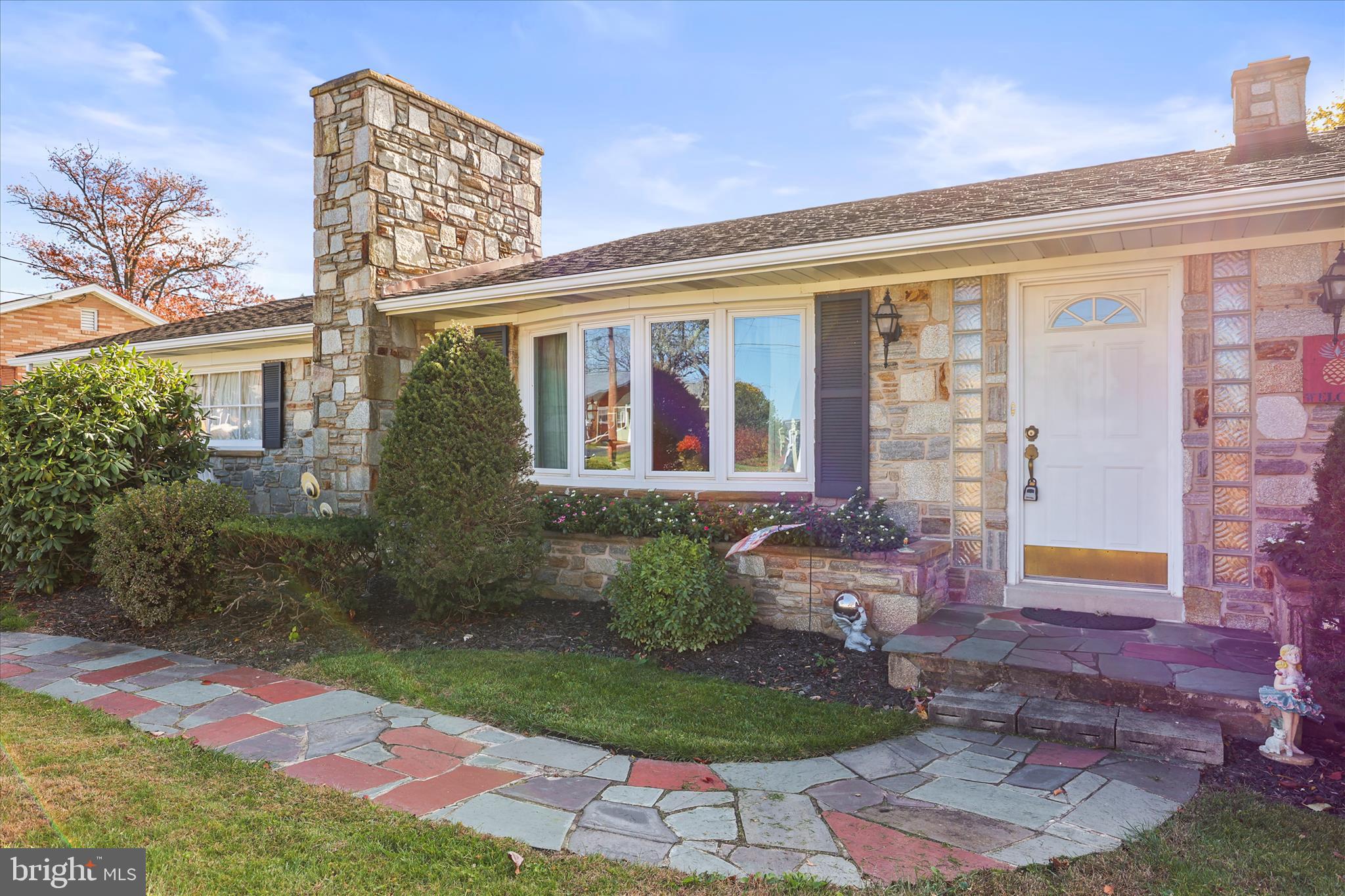 4050 Grandview Road Hanover, PA 17331 - Photo 4 of 47 a front view of house with yard