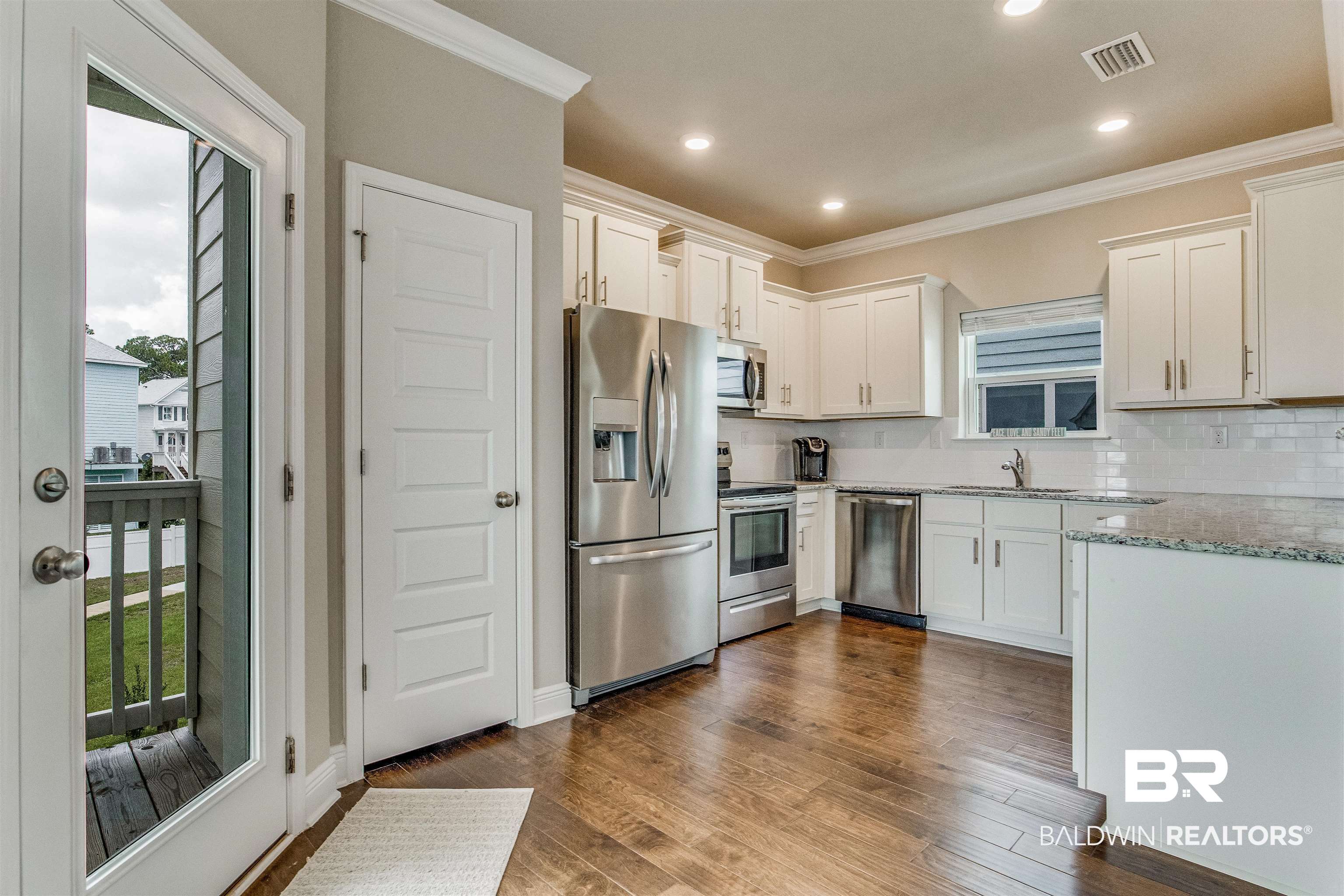 1247 Mako Loop Gulf Shores, AL 36542 - Photo 6 of 38