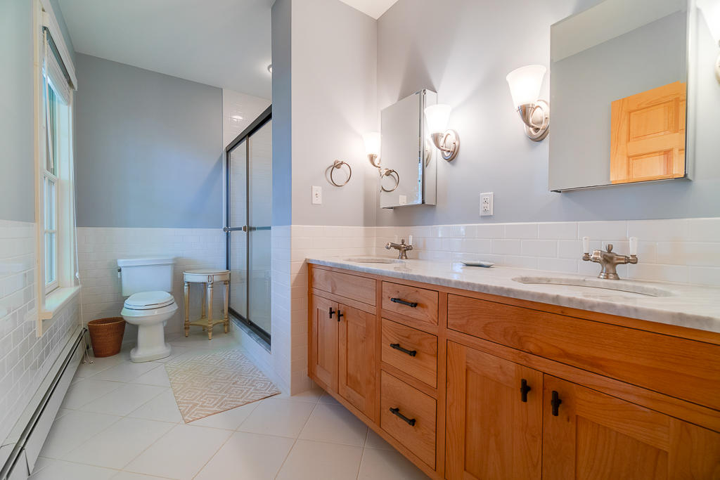75 Main Street, Unit 2 Newcastle, ME 04553 - Photo 23 of 36 (10)_The Standard, Apt. #2, Newcastle, M