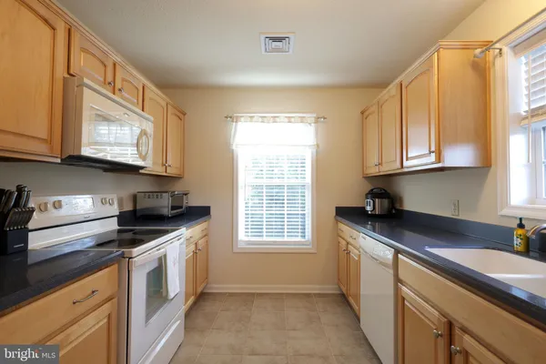 $418,000 | 142 G Alma Mater Court, State College, PA 16803