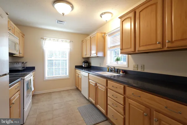 $418,000 | 142 G Alma Mater Court, State College, PA 16803