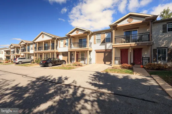 $418,000 | 142 G Alma Mater Court, State College, PA 16803