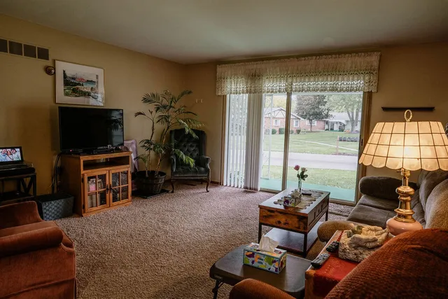 $169,900 | 920 Andover Court Southeast, Grand Rapids, MI 49508