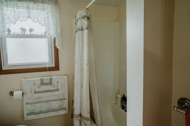 $169,900 | 920 Andover Court Southeast, Grand Rapids, MI 49508