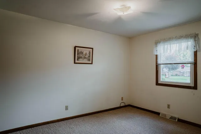 $169,900 | 920 Andover Court Southeast, Grand Rapids, MI 49508