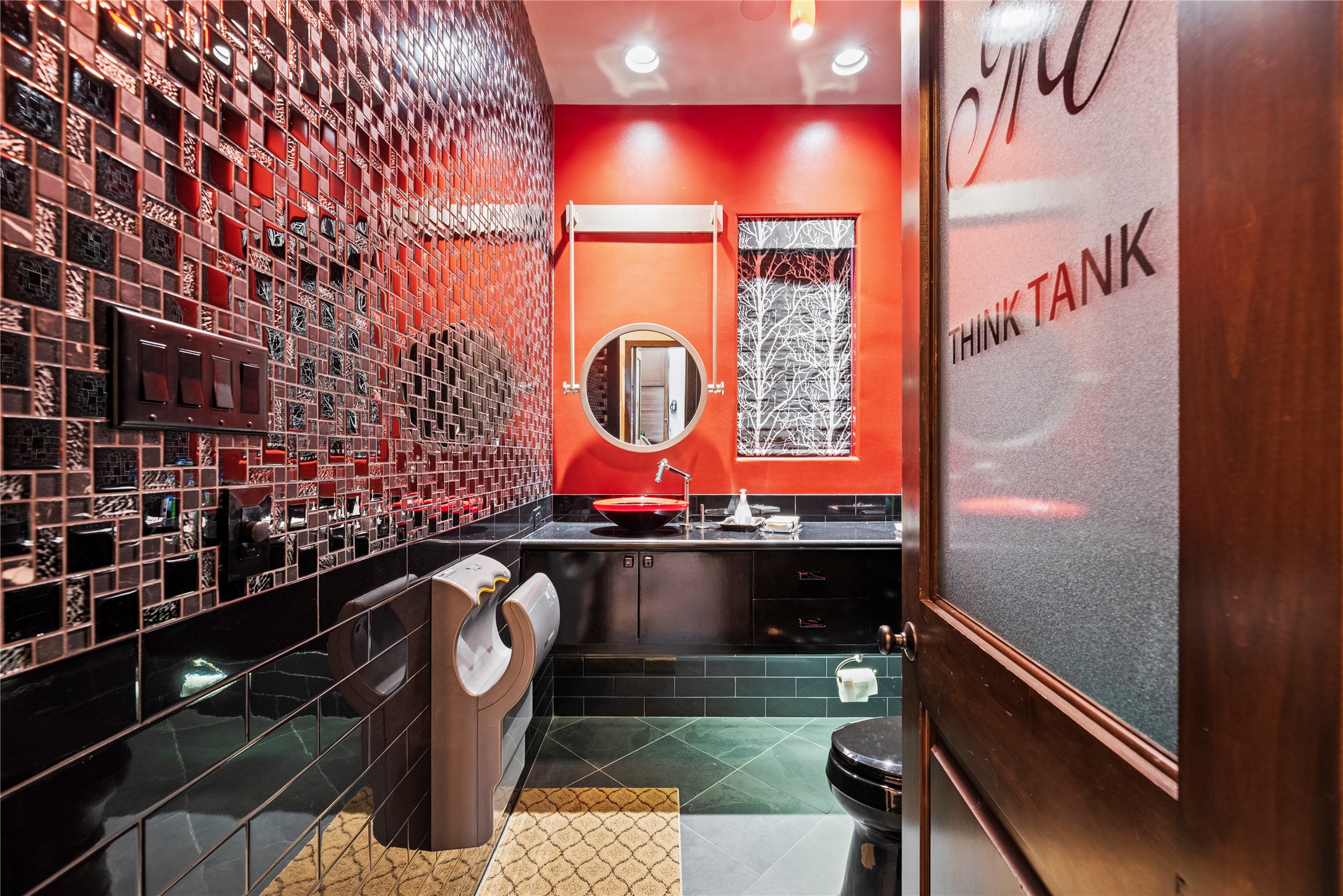 7715 Firethorne Creek Court Spring, TX 77389 - Photo 31 of 50 view of a room with racks on the wall