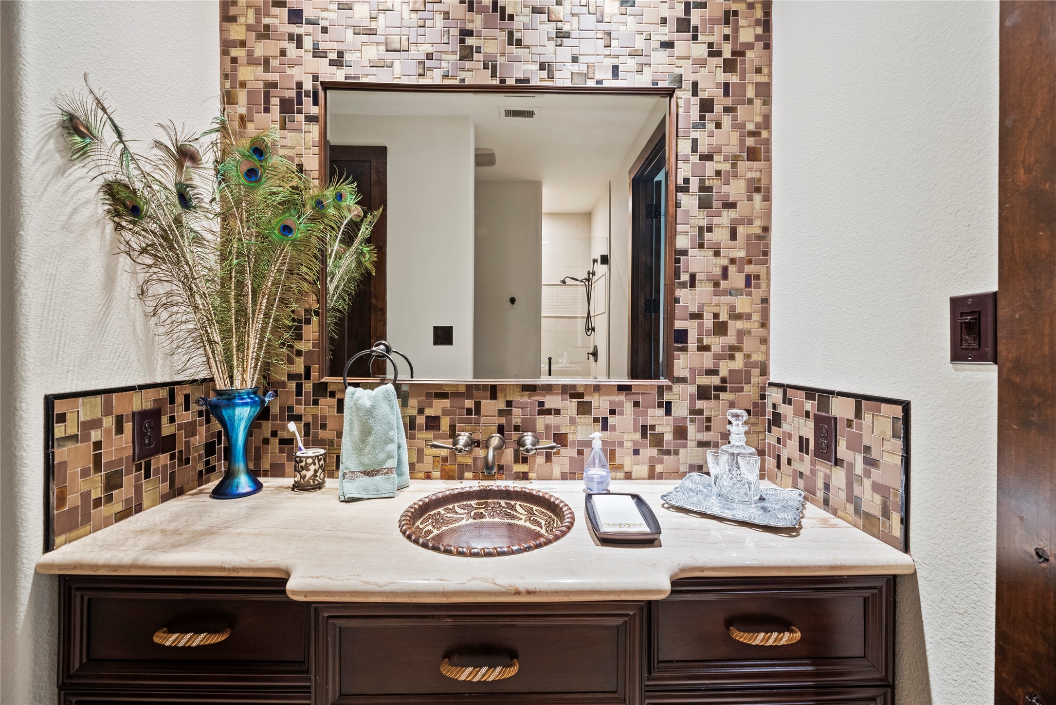 7715 Firethorne Creek Court Spring, TX 77389 - Photo 38 of 50 The secondary ensuite bath exudes elegance and modern flair.