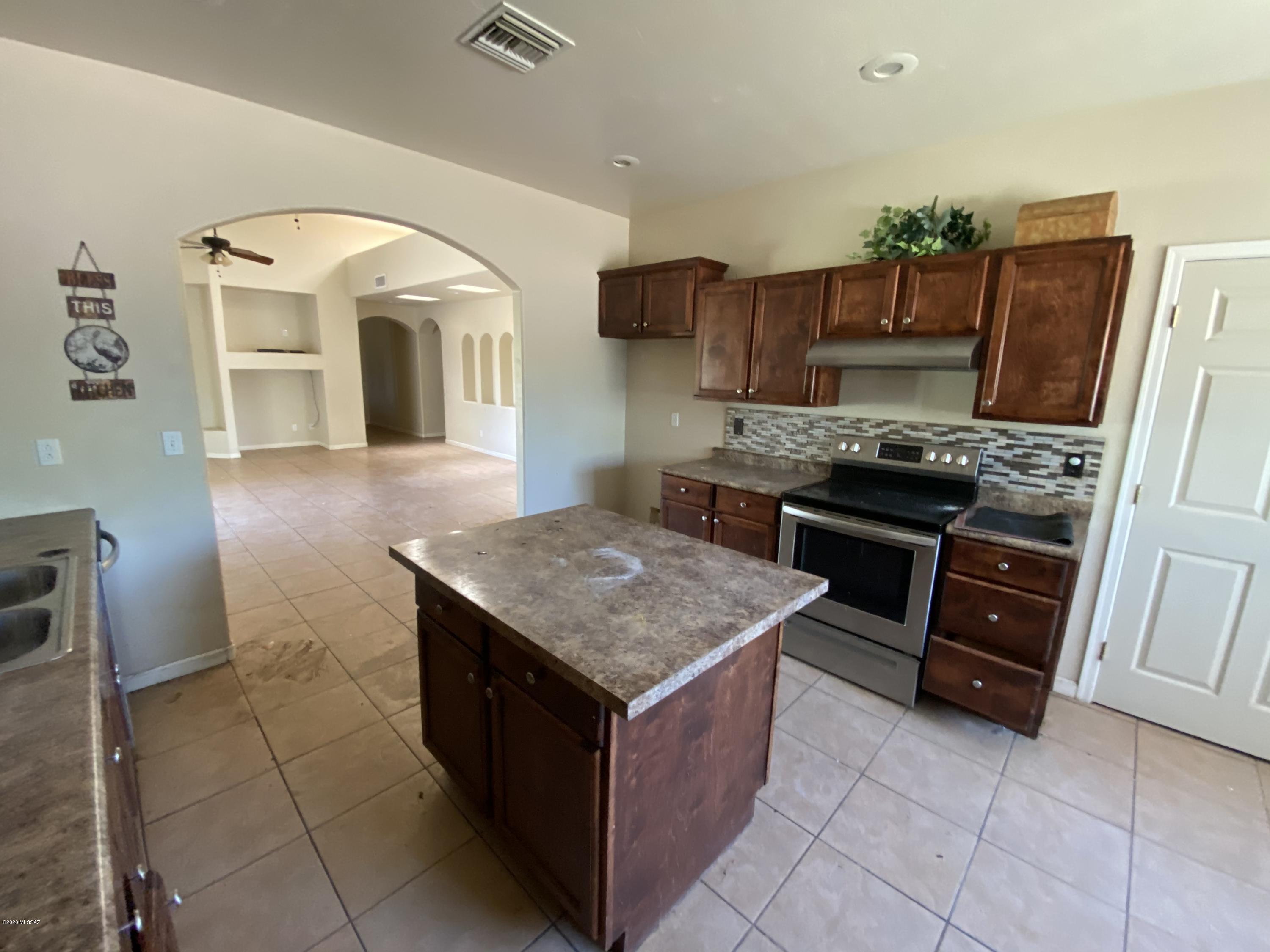 84 Paseo Mexico Rio Rico, AZ 85648 - Photo 4 of 12