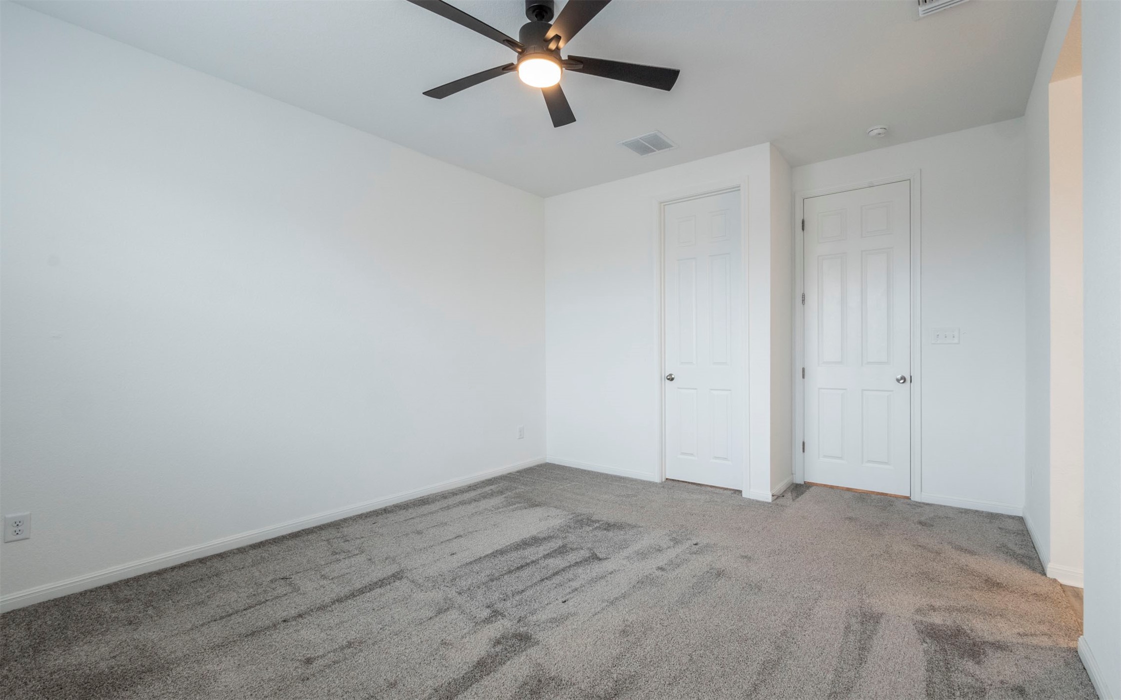 228 Citation Drive Jarrell, TX 76537 - Photo 11 of 30