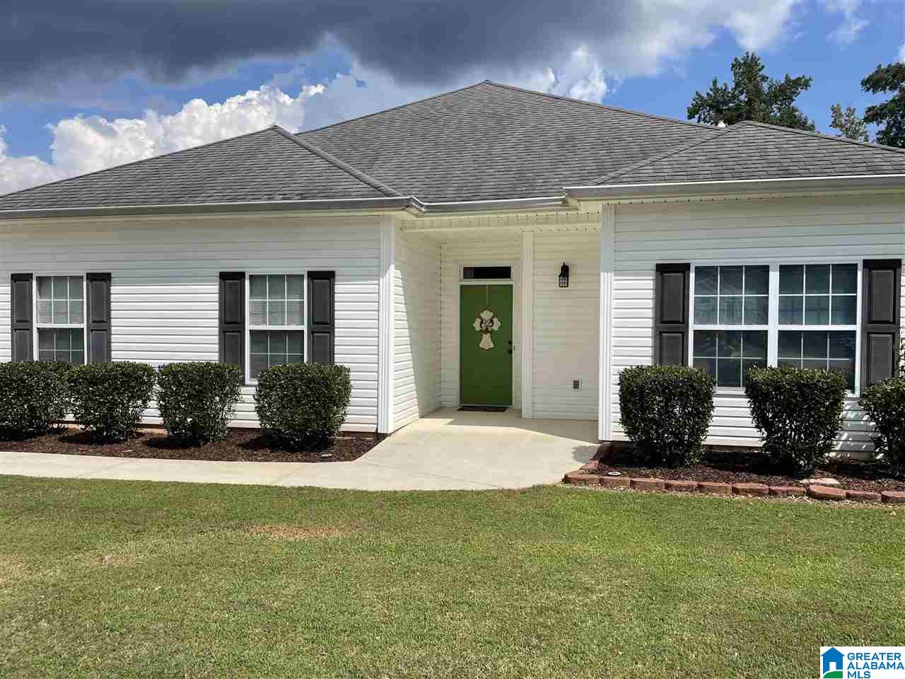 79 Megan Road Hayden, AL 35079 - Photo 3 of 7