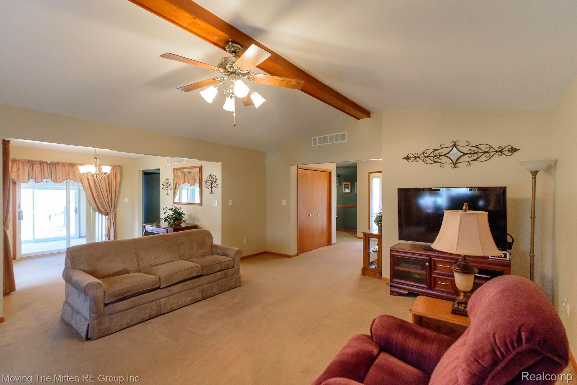 23180 Waltz Road New Boston, MI 48164 - Photo 5 of 64 Highlight Photo