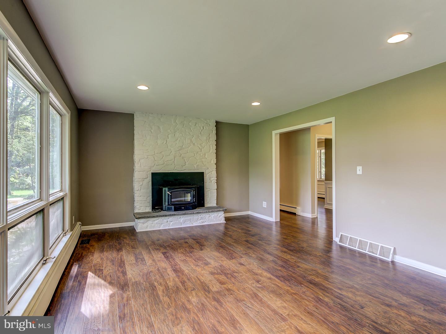 172 Carter Road Princeton, NJ 08540 - Photo 8 of 23