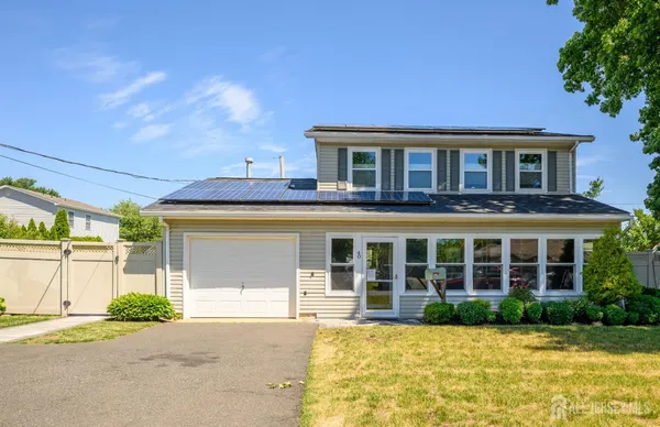 $579,000 | 40 Pomona Boulevard, Old Bridge, NJ 07735