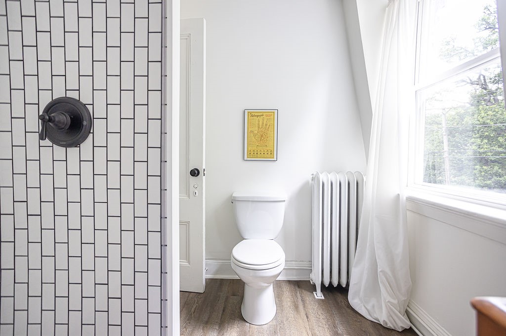 519 Spring Street Newport, RI 02840 - Photo 25 of 40