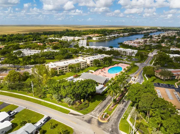 $1,675 | 10869 West Clairmont Circle, Unit 209, Tamarac, FL 33321