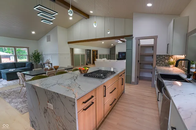 $629,999 | 1537 Greer Dell Road, Indianapolis, IN 46260