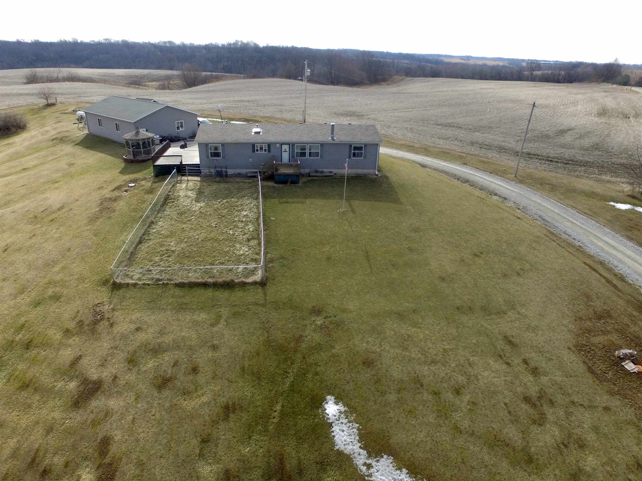 879 230th Street Viola, IL 61486 - Photo 1 of 23 Gallery Image 1
