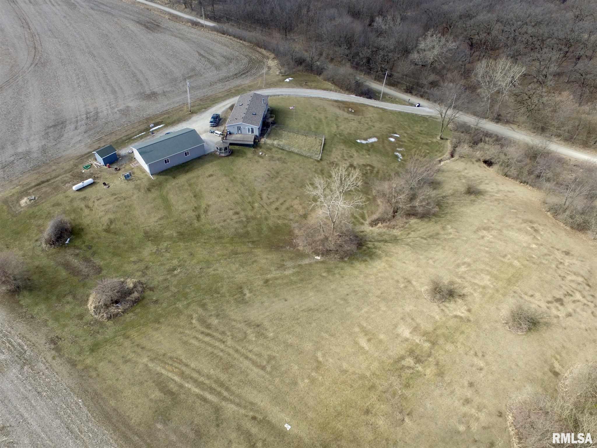 879 230th Street Viola, IL 61486 - Photo 6 of 23 Gallery Image 6