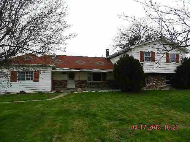 7072 Highway 25 Rochester, IN 46975 - Photo 1 of 20
