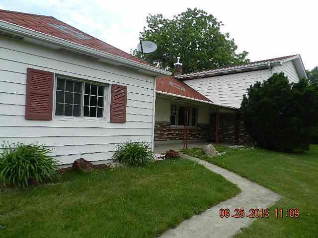 7072 Highway 25 Rochester, IN 46975 - Photo 3 of 20