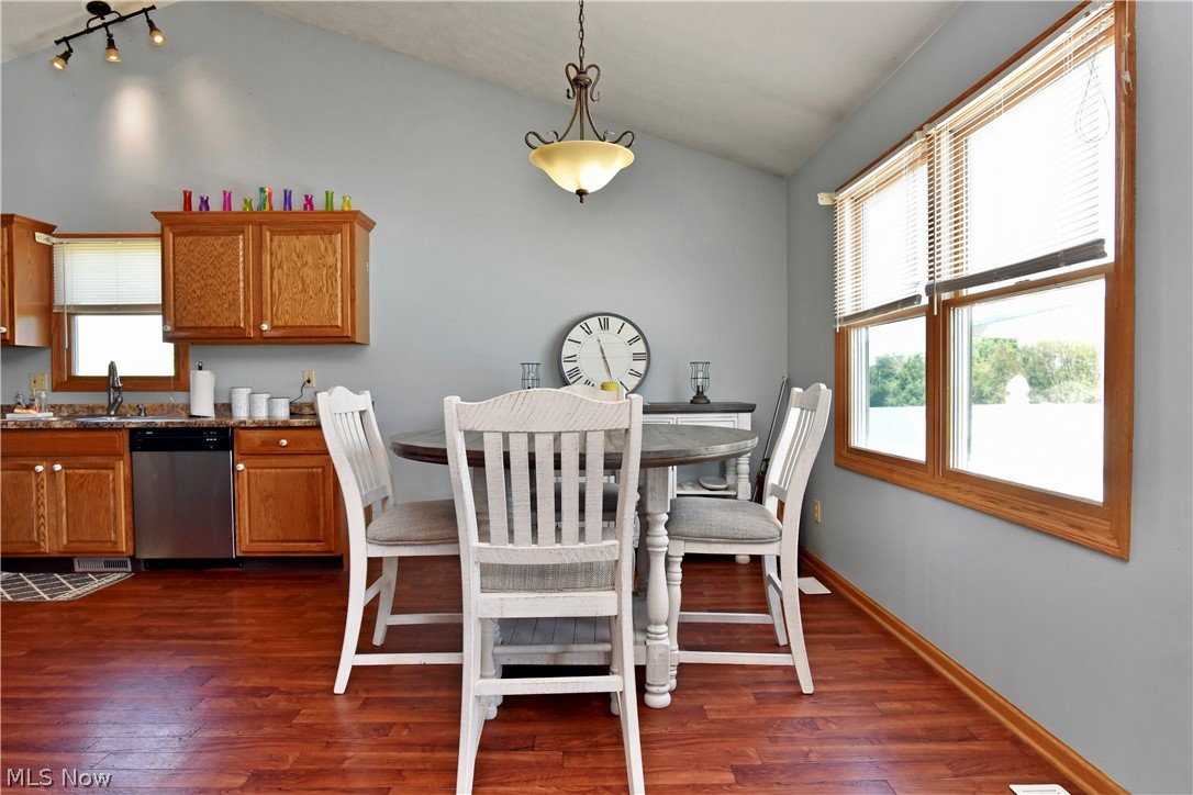 2010 Park Road Southeast Carrollton, OH 44615 - Photo 16 of 25 Gallery Image 16
