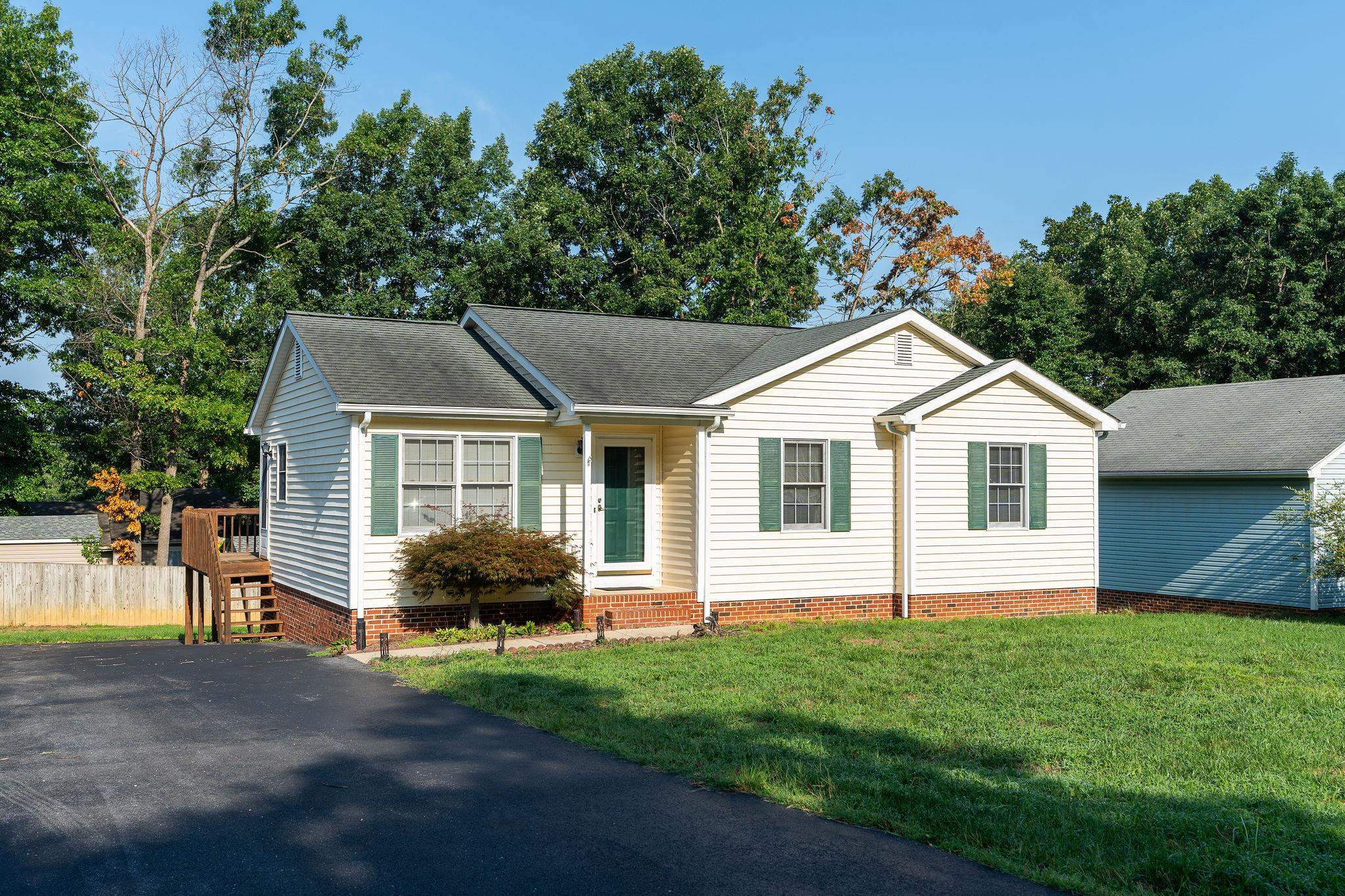 111 Brookmill Road Stuarts Draft, VA 24477 - Photo 5 of 45 Gallery Image 5