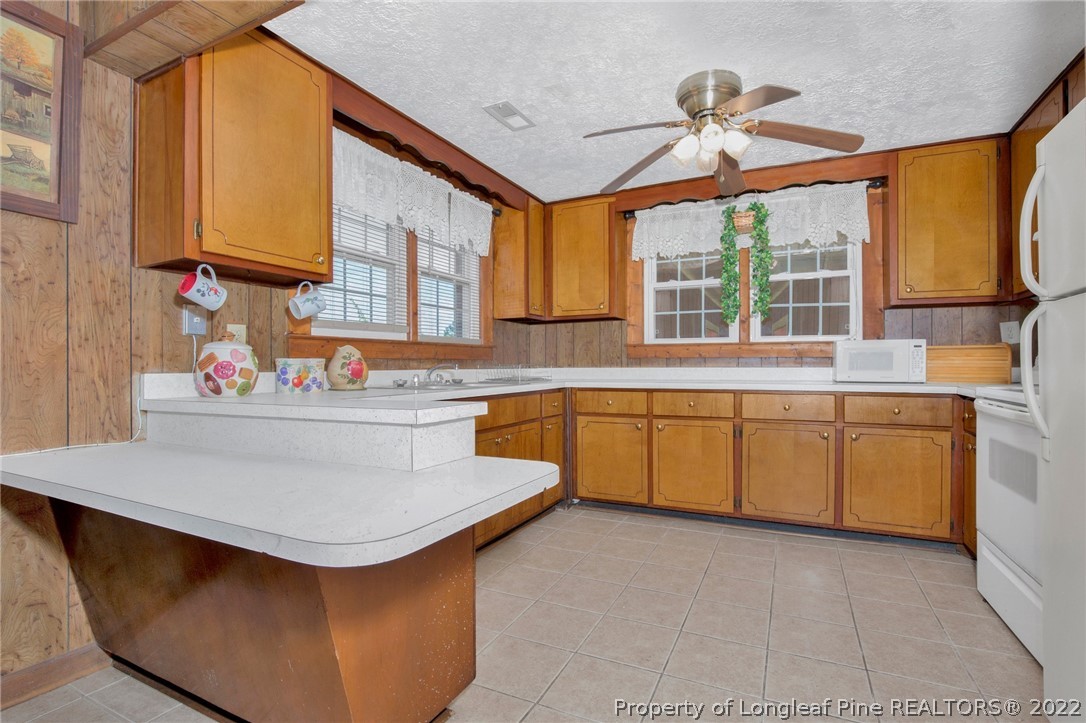 1457 Sampson Road Rowland, NC 28383 - Photo 9 of 28 Gallery Image 9