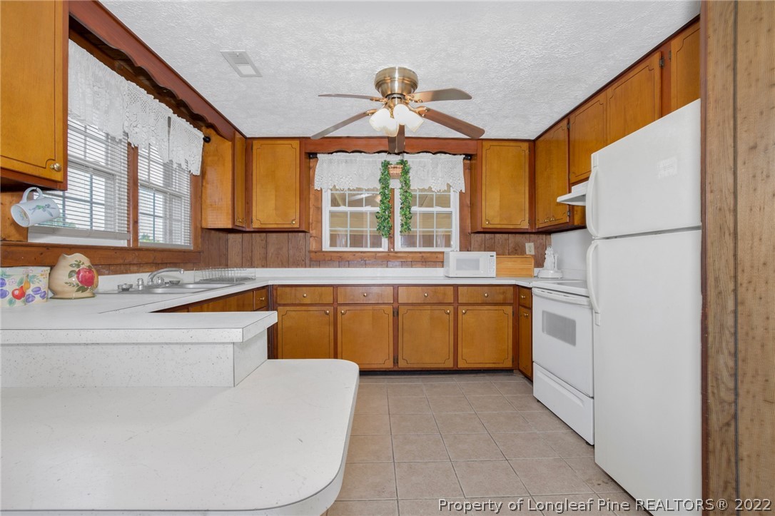1457 Sampson Road Rowland, NC 28383 - Photo 10 of 28 Gallery Image 10