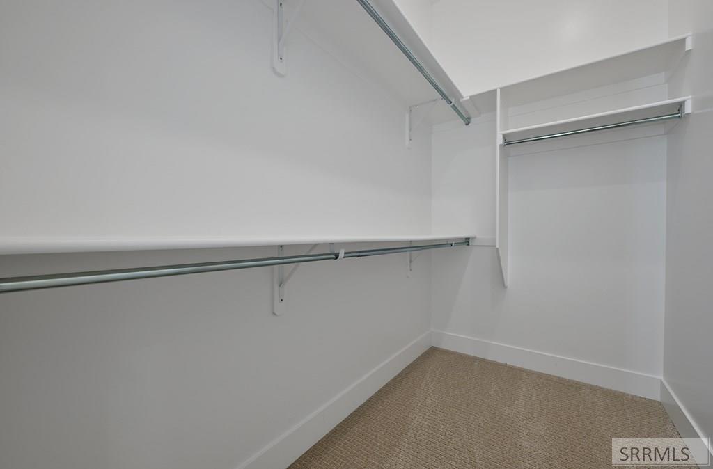 3148 Peacock Lane Ammon, ID 83406 - Photo 9 of 17 Primary Walk-In