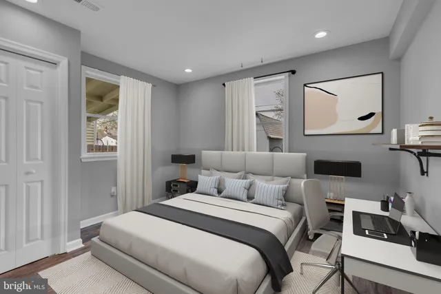 $270,000 | 8114 Longpoint Road, Dundalk, MD 21222