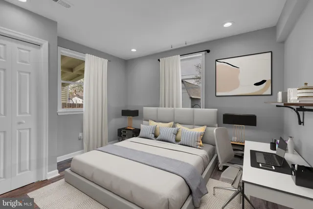 $270,000 | 8114 Longpoint Road, Dundalk, MD 21222