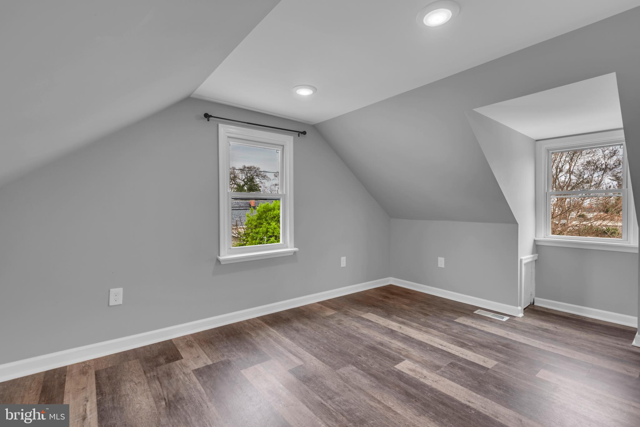 8114 Longpoint Road Dundalk, MD 21222 - Photo 38 of 50 Gallery Image 38