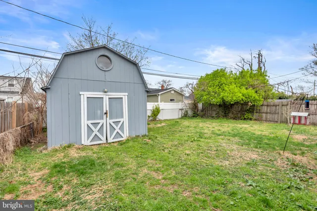 $270,000 | 8114 Longpoint Road, Dundalk, MD 21222