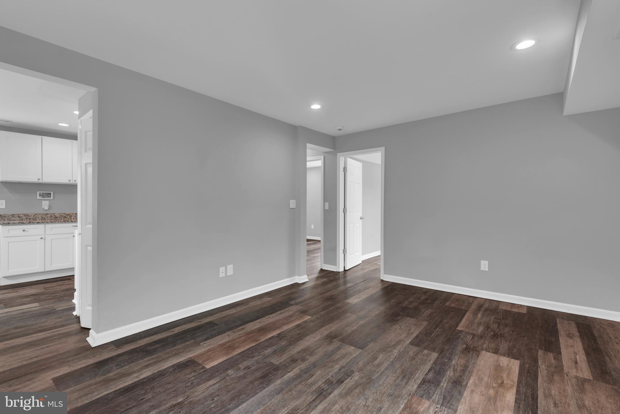 8114 Longpoint Road Dundalk, MD 21222 - Photo 8 of 50 Gallery Image 8