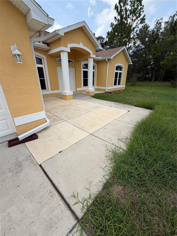18179 Maberly Road Weeki Wachee, FL 34614 - Photo 2 of 26