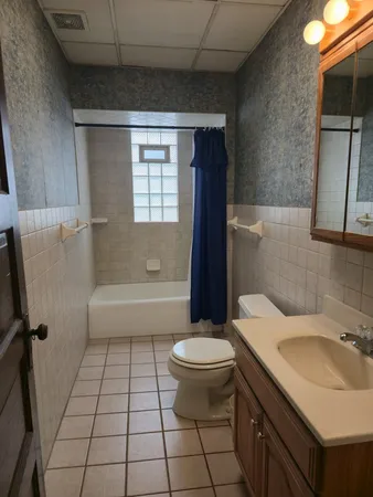 $1,650 | 121 Davis Avenue, Unit 1, Rockdale, IL 60436