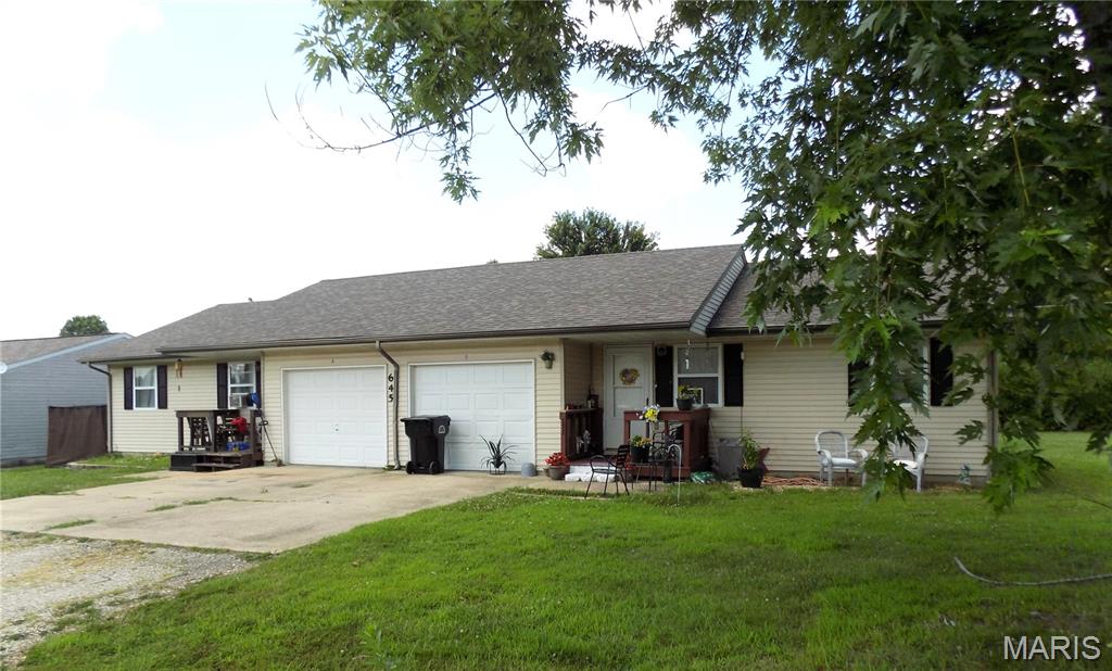 645 North Springfield Road, Unit A/B St. James, MO 65559 - Photo 3 of 19