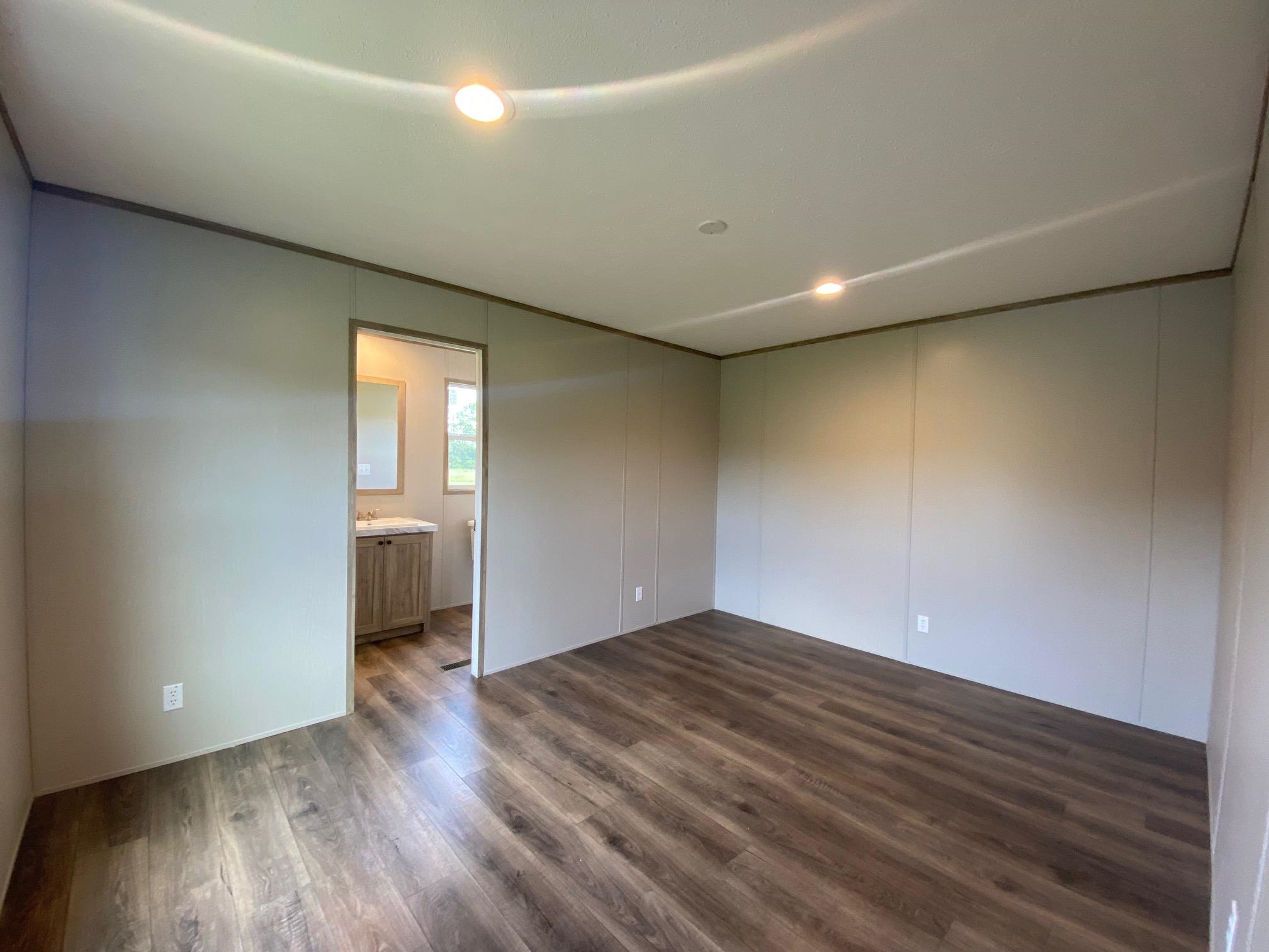 4590 Peachtree Road Chesnee, SC 29323 - Photo 5 of 11 Gallery Image 5