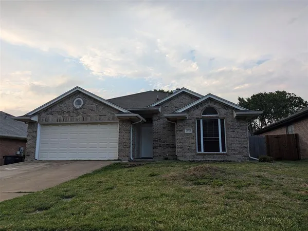 $2,395 | 3713 Broken Pine Trail, Fort Worth, TX 76137