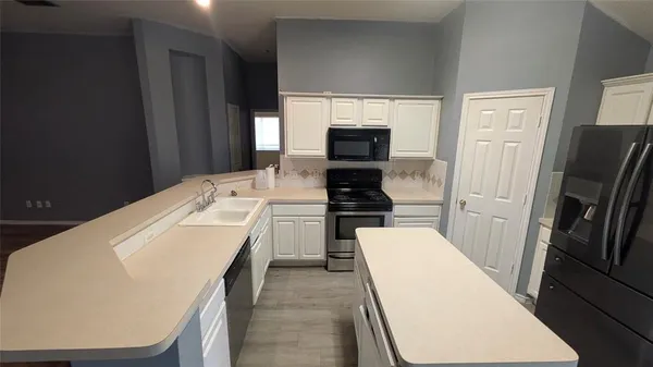 $2,395 | 3713 Broken Pine Trail, Fort Worth, TX 76137