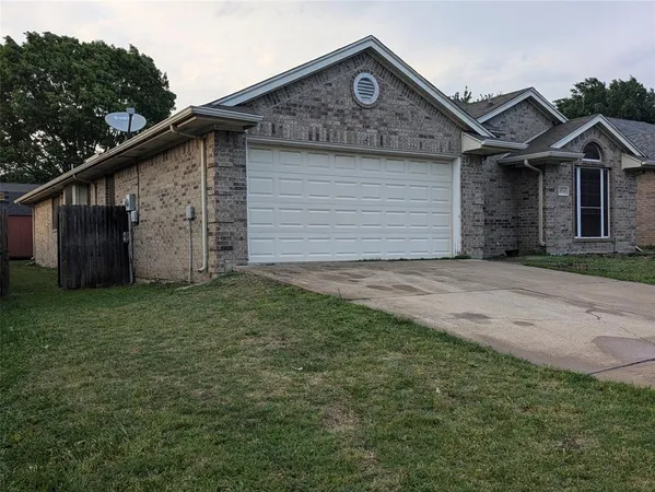 $2,395 | 3713 Broken Pine Trail, Fort Worth, TX 76137