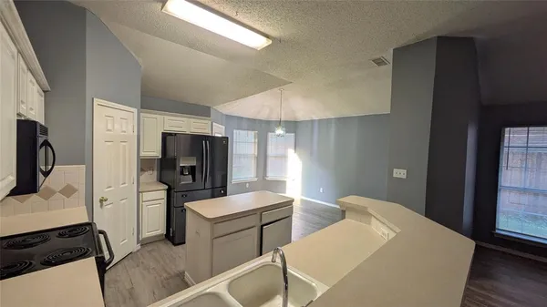 $2,395 | 3713 Broken Pine Trail, Fort Worth, TX 76137