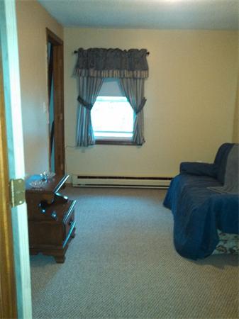 35 Ekman Street Worcester, MA 01607 - Photo 7 of 9 Gallery Image 7