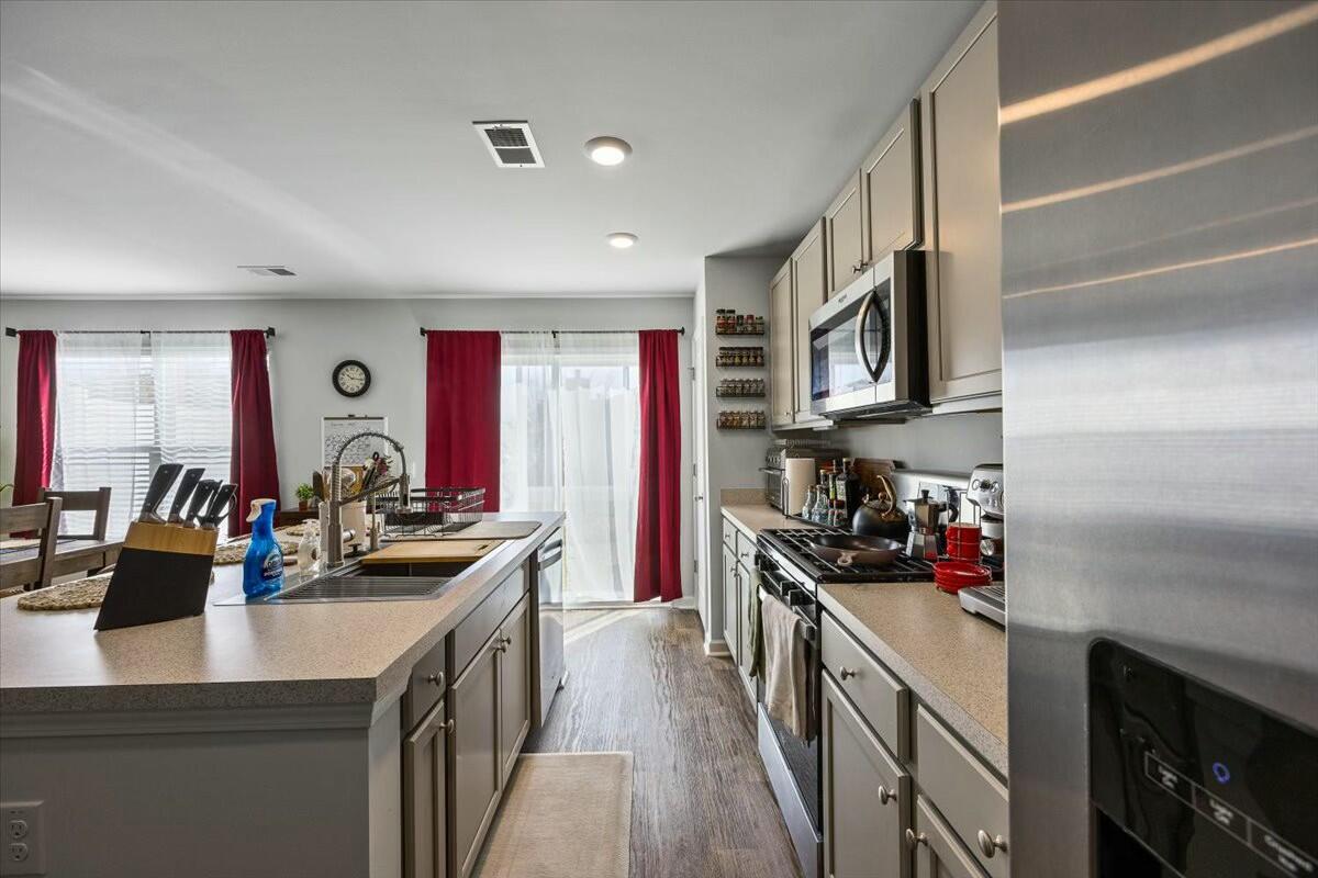 199 Orchid Bloom Circle Moncks Corner, SC 29461 - Photo 13 of 29 Kitchen