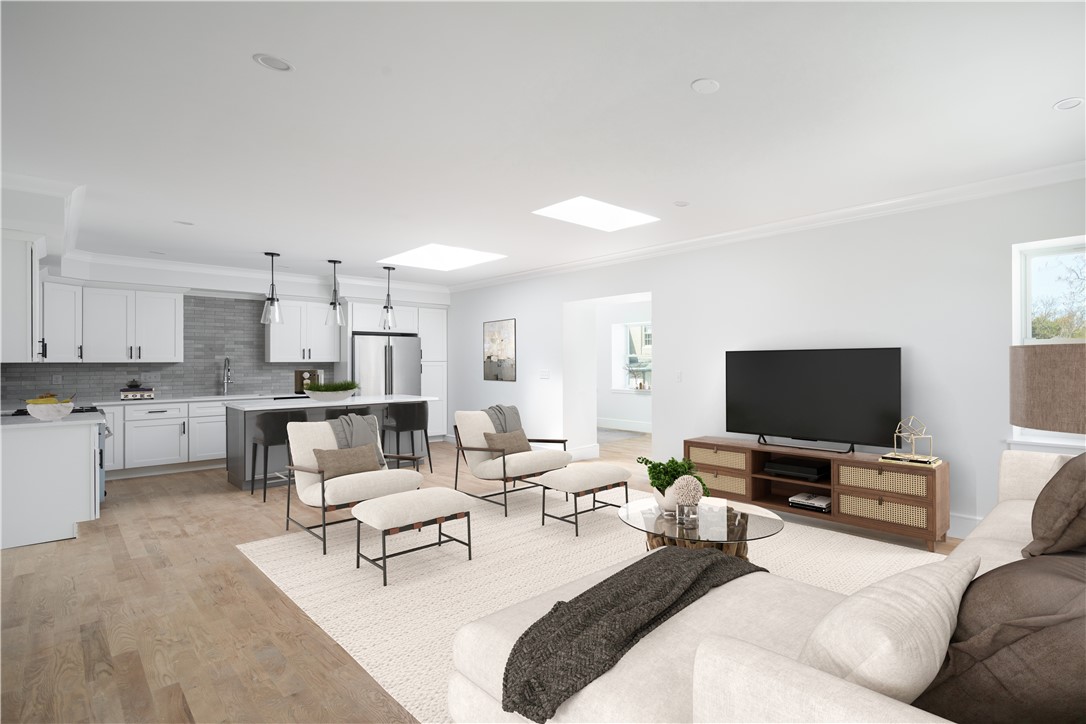 2 Eastnor Road, Unit B Newport, RI 02840 - Photo 2 of 20