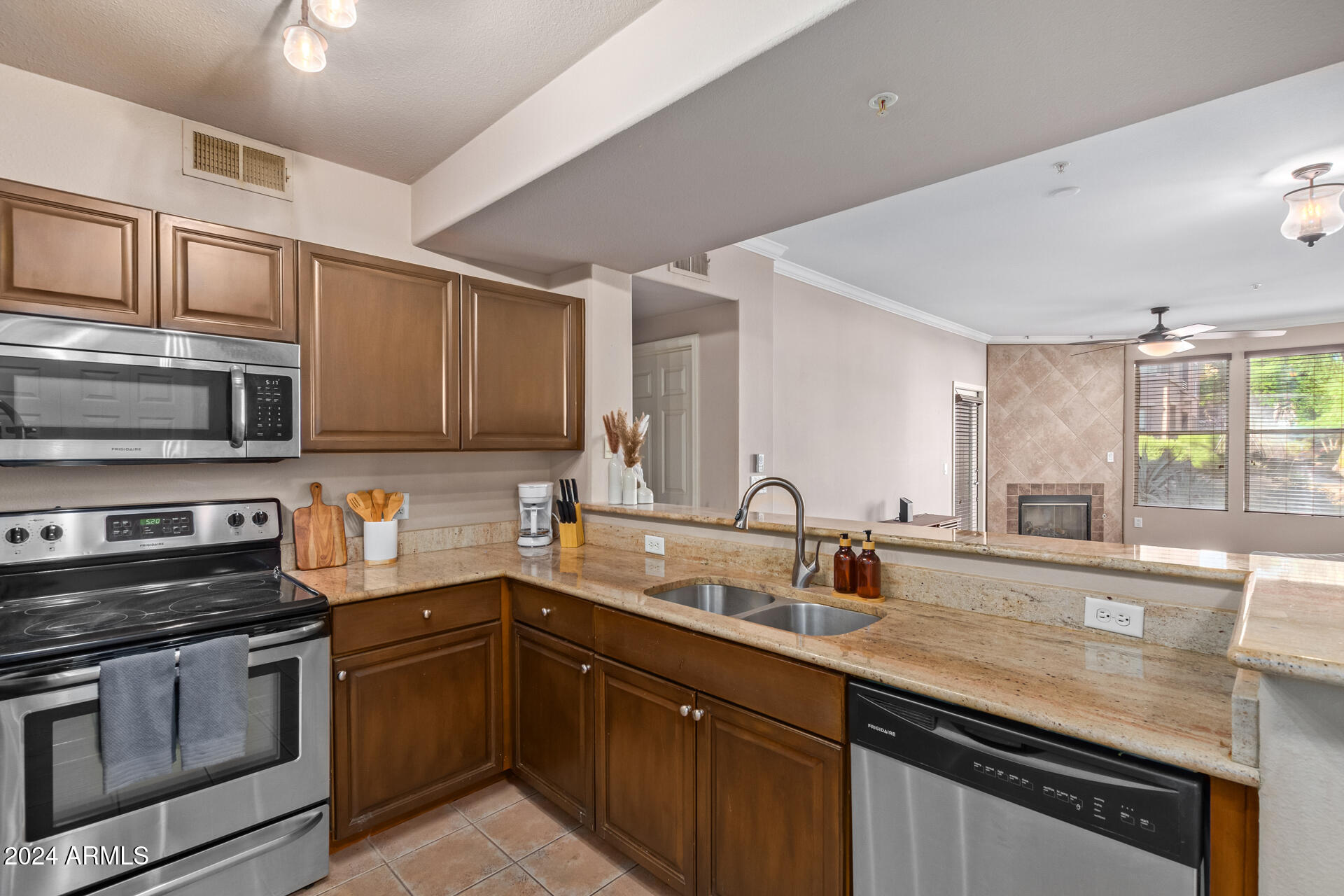 19777 North 76th Street, Unit 1153 Scottsdale, AZ 85255 - Photo 8 of 34 0013-13-76th